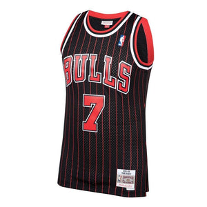 7 - Men's Mitchell & Ness Toni Kukoc Black Chicago Bulls 1995-96 Hardwood Classics Swingman Jersey - Black